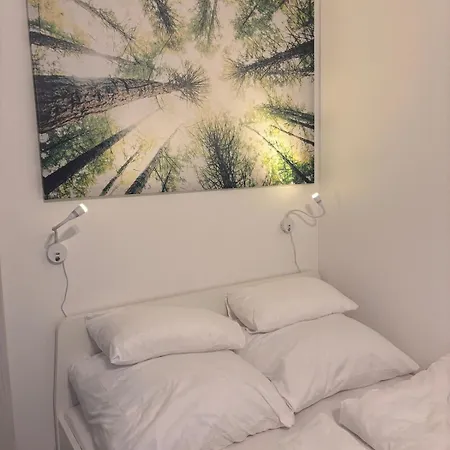 아파트 Cozy Hilltop In *