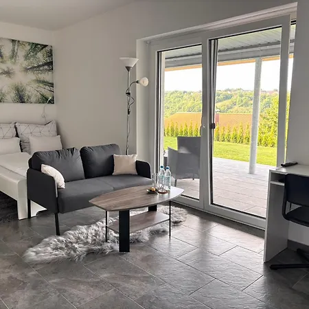 Cozy Hilltop In Weikersheim